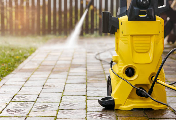 Animal Enclosure Cleaning in Crosby, TX